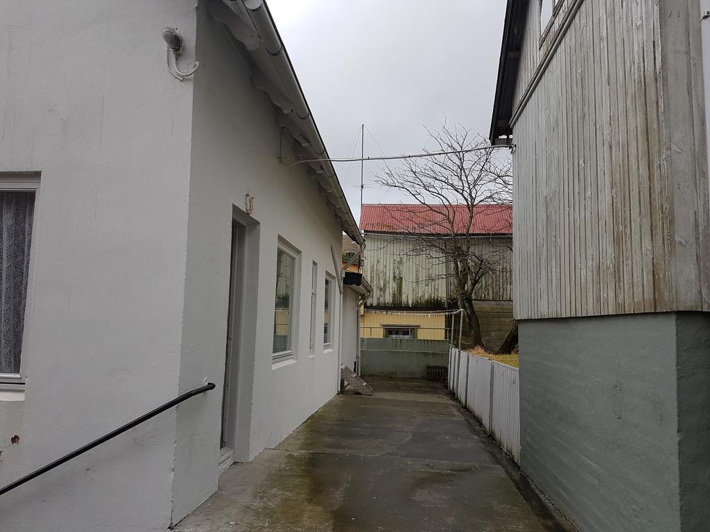 Budget Guesthouse Borgustova Vestmanna エクステリア 写真
